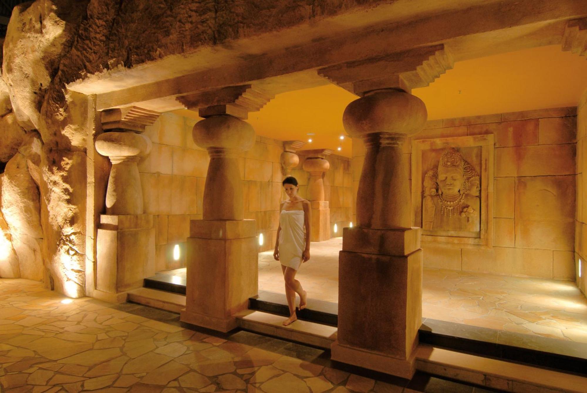 Tropical Islands Resort Briesen  Buitenkant foto