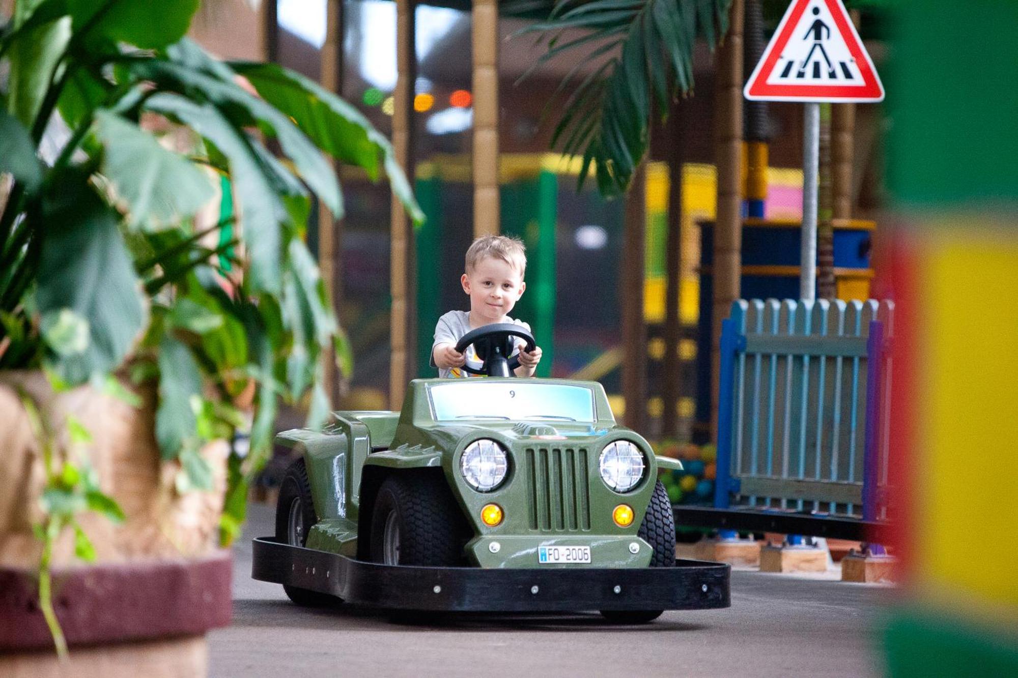 Tropical Islands Resort Briesen  Buitenkant foto